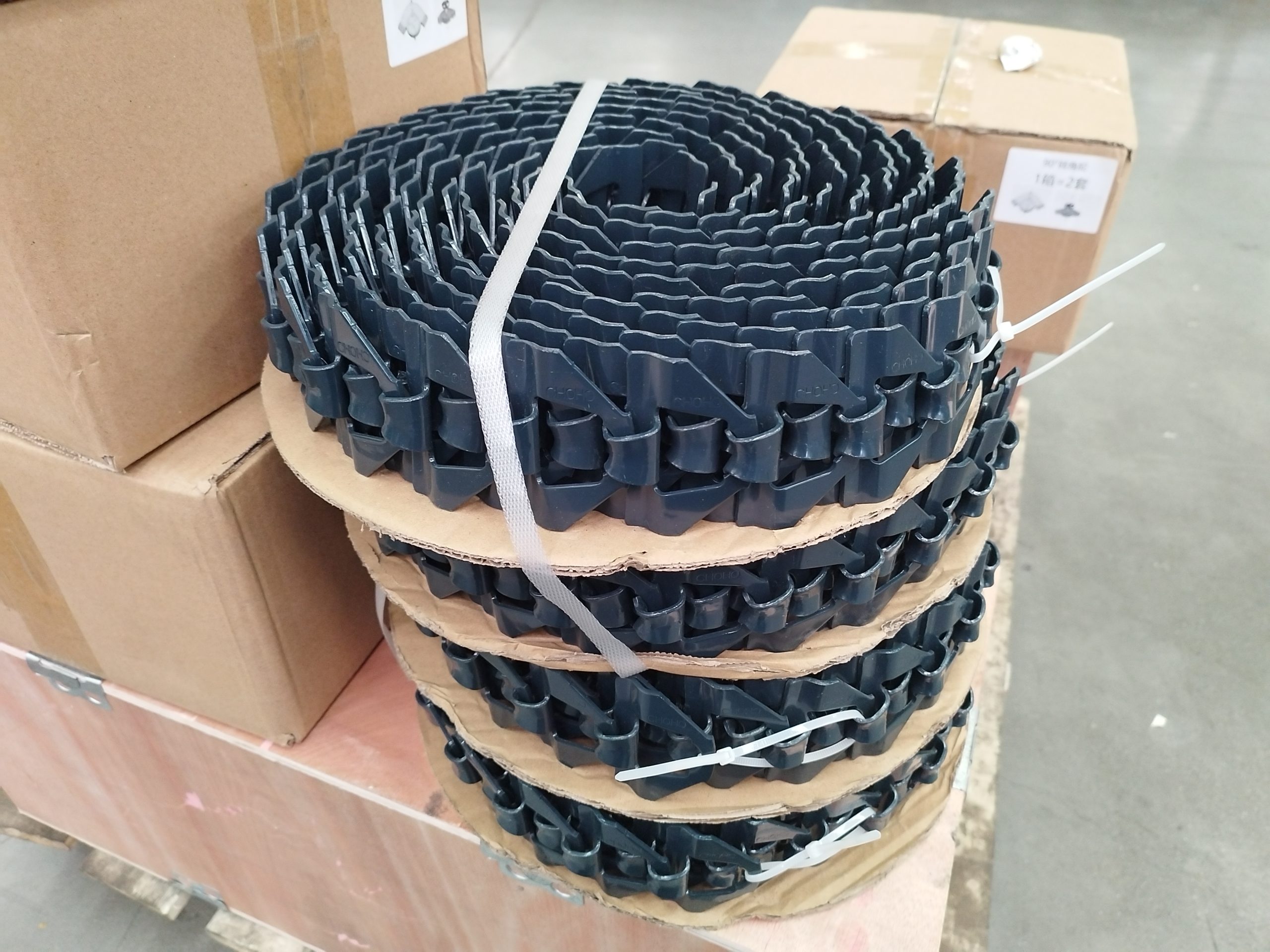 chain feeding chain chain feeding chain